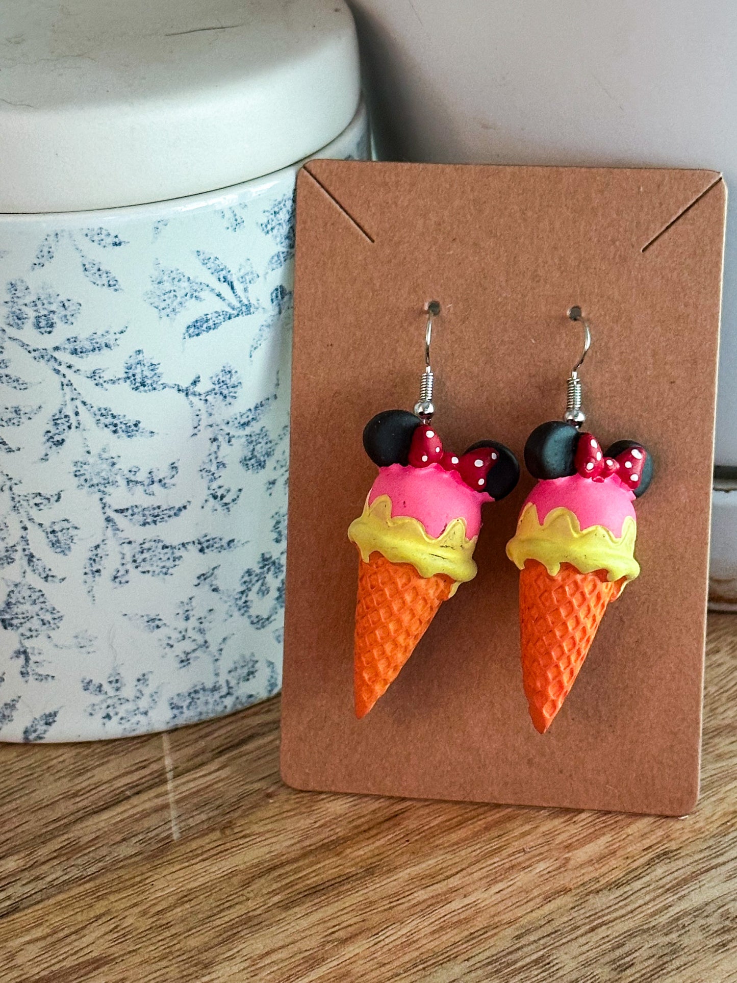 Minnie Ice Cream